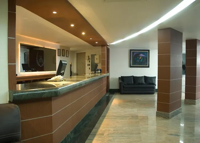 Astor Hotel 4*