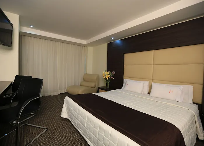 Astor Hotel 4*